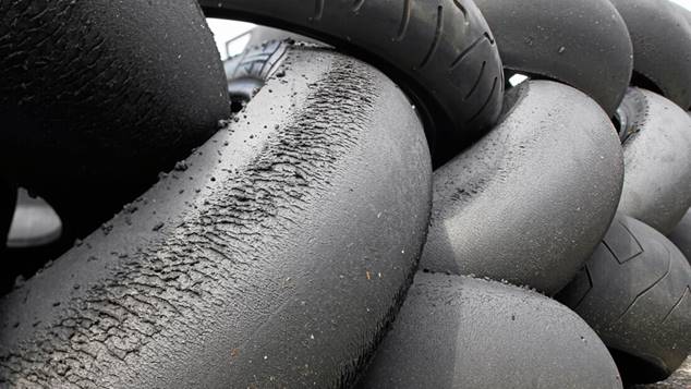 Vom Abriebbild der Reifen auf Fahrwerksschwächen schließen